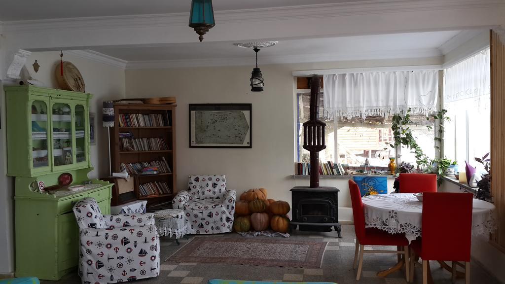 Lipsos Hotel Yeniliman Luaran gambar
