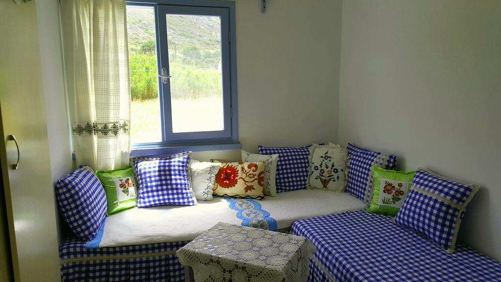 Lipsos Hotel Yeniliman Luaran gambar